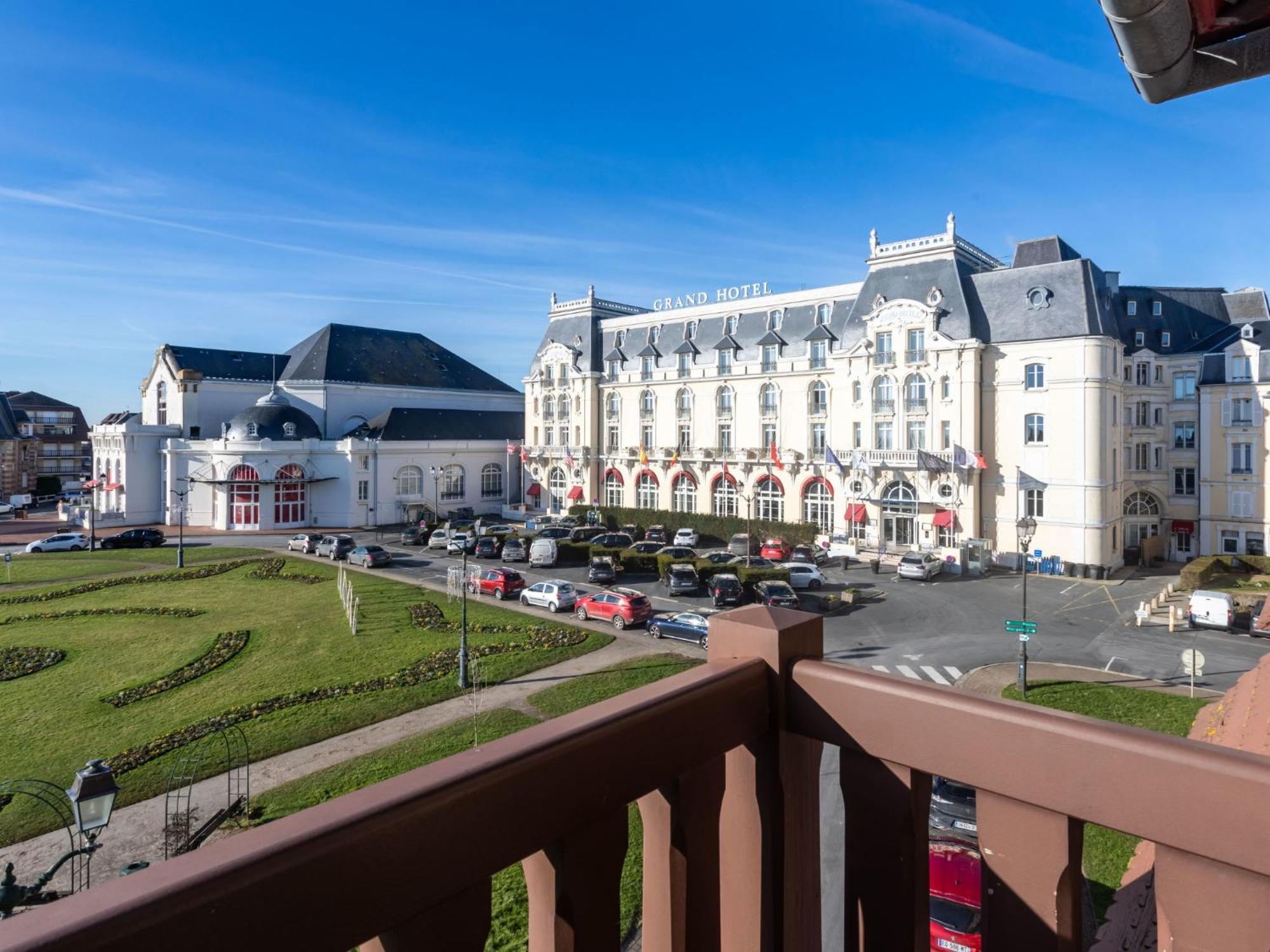 Apartment Le Normandie Home By Interhome Cabourg Ngoại thất bức ảnh
